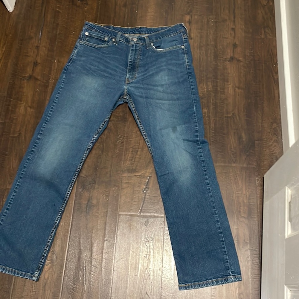 Blue Levi’s jeans